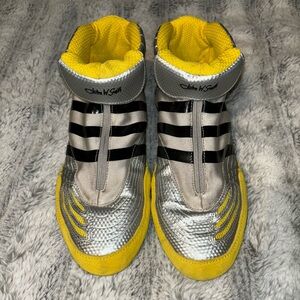 Sz9 John Smith AdiStrikes 🕷️💛 (2006)
